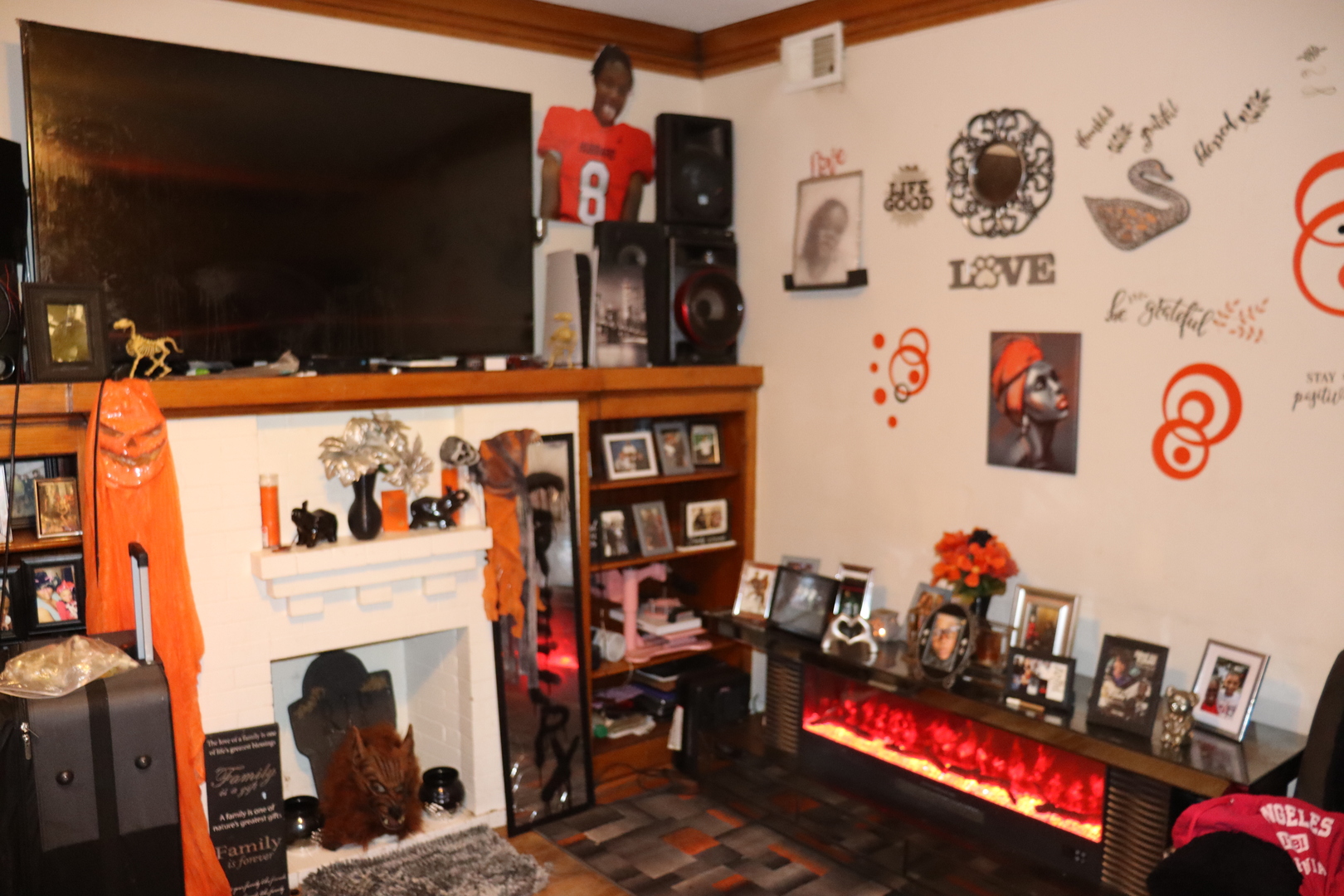 6225 S Albany Avenue, Chicago, IL 60629