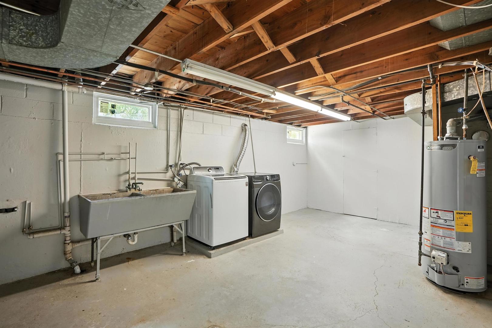 505 Betty Lane, South Holland, IL 60473