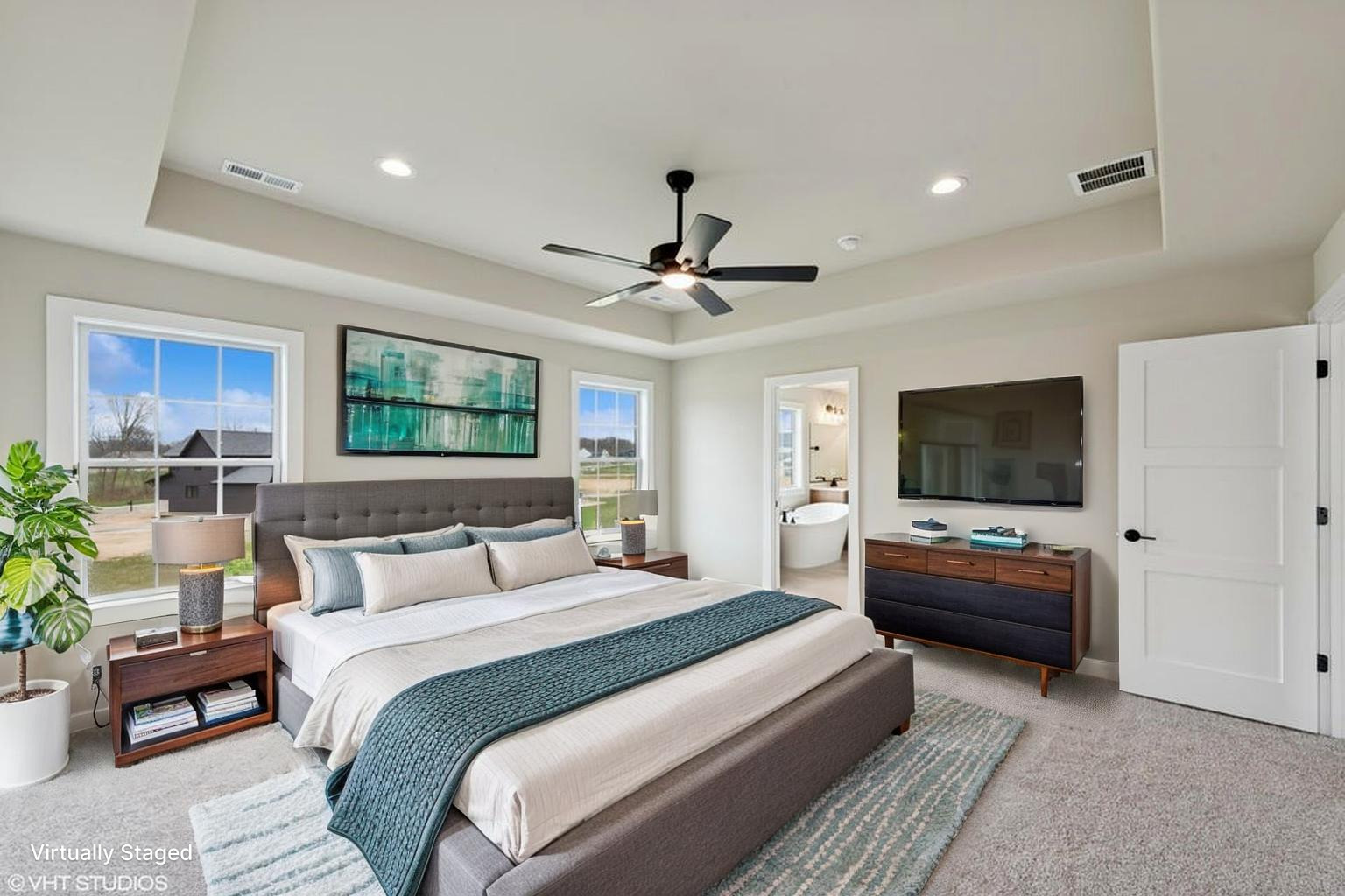 2903 Whispering Brook Lane, Valparaiso, IN 46385