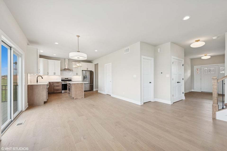 2903 Whispering Brook Lane, Valparaiso, IN 46385