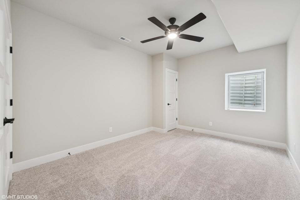 2903 Whispering Brook Lane, Valparaiso, IN 46385