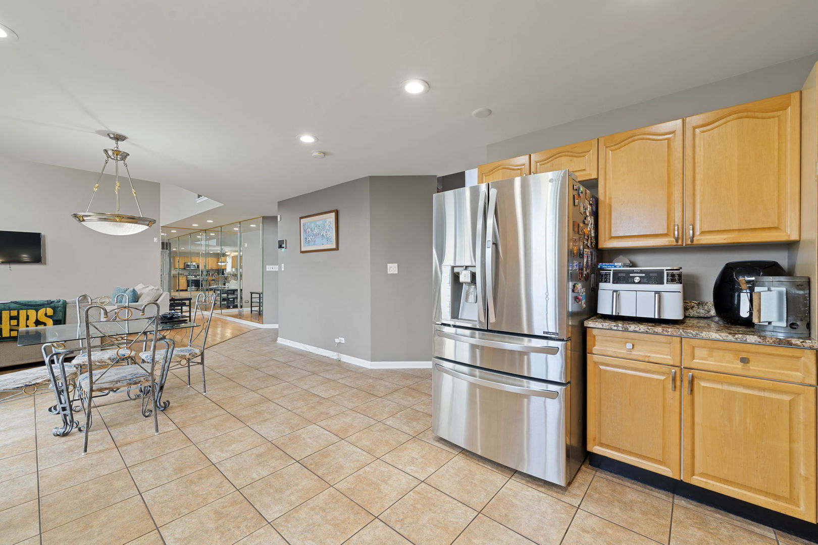 2080 Fairview Lane, South Holland, IL 60473