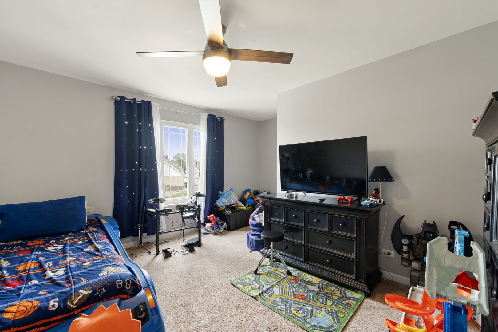 2080 Fairview Lane, South Holland, IL 60473