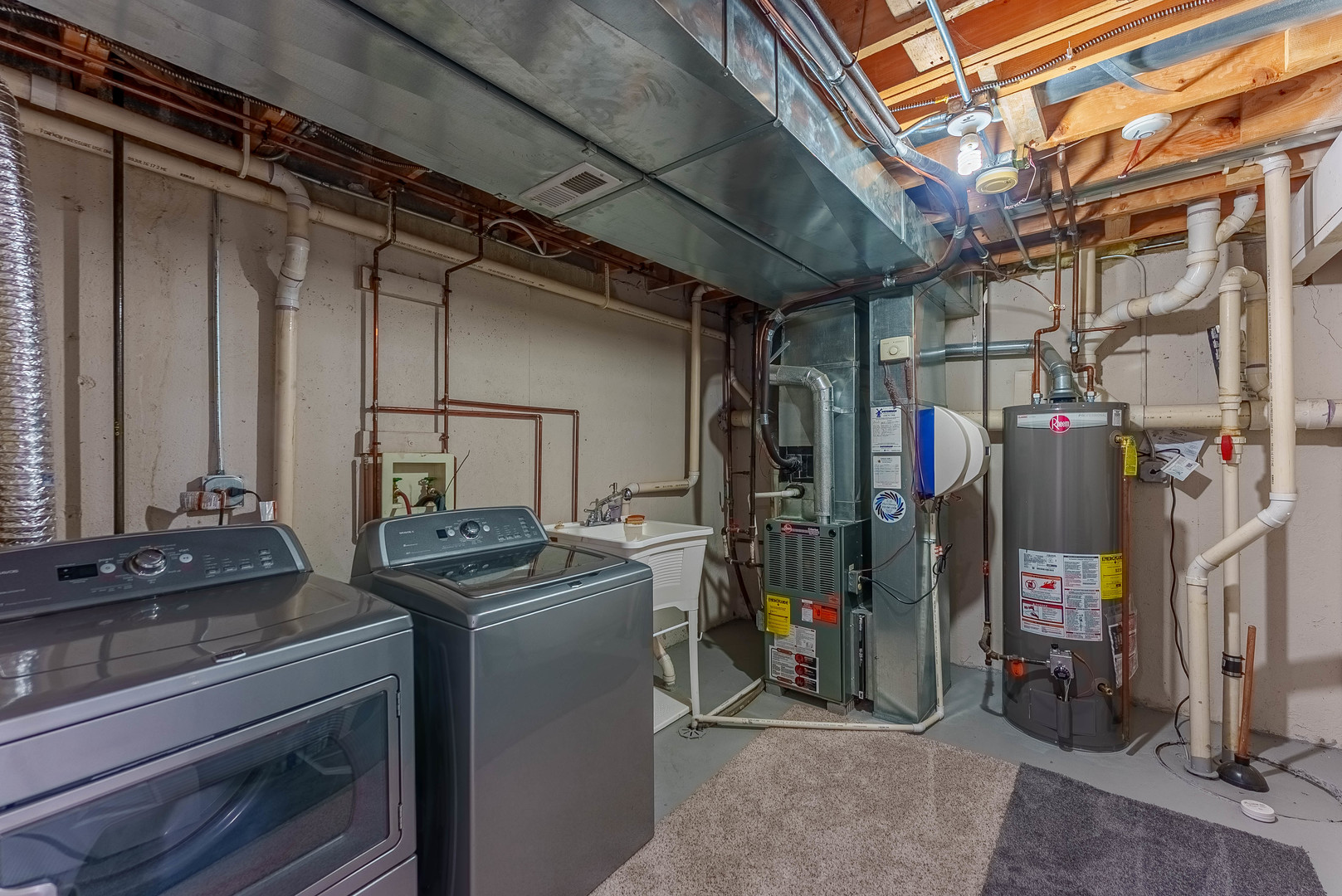 1748 Windward Avenue, Naperville, IL 60563