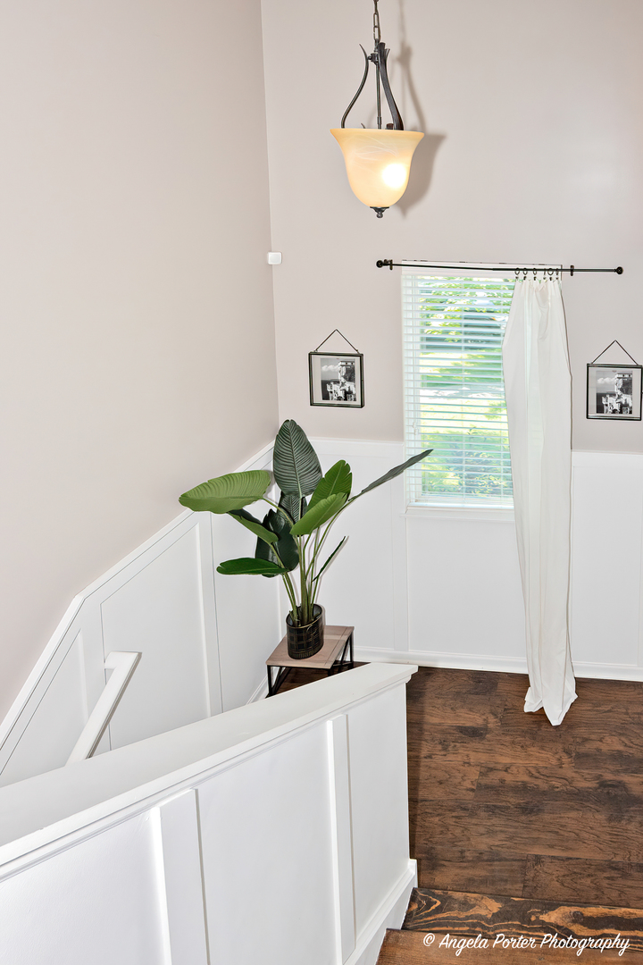 1801 Powers Road, Woodstock, IL 60098