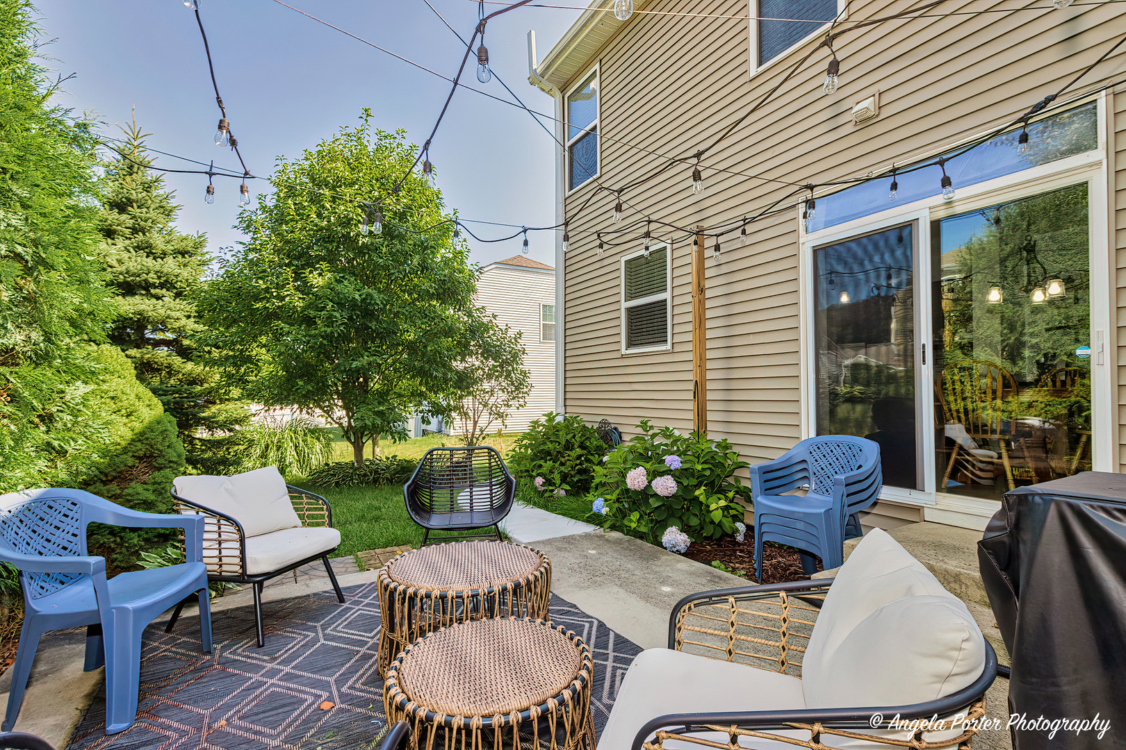 1801 Powers Road, Woodstock, IL 60098