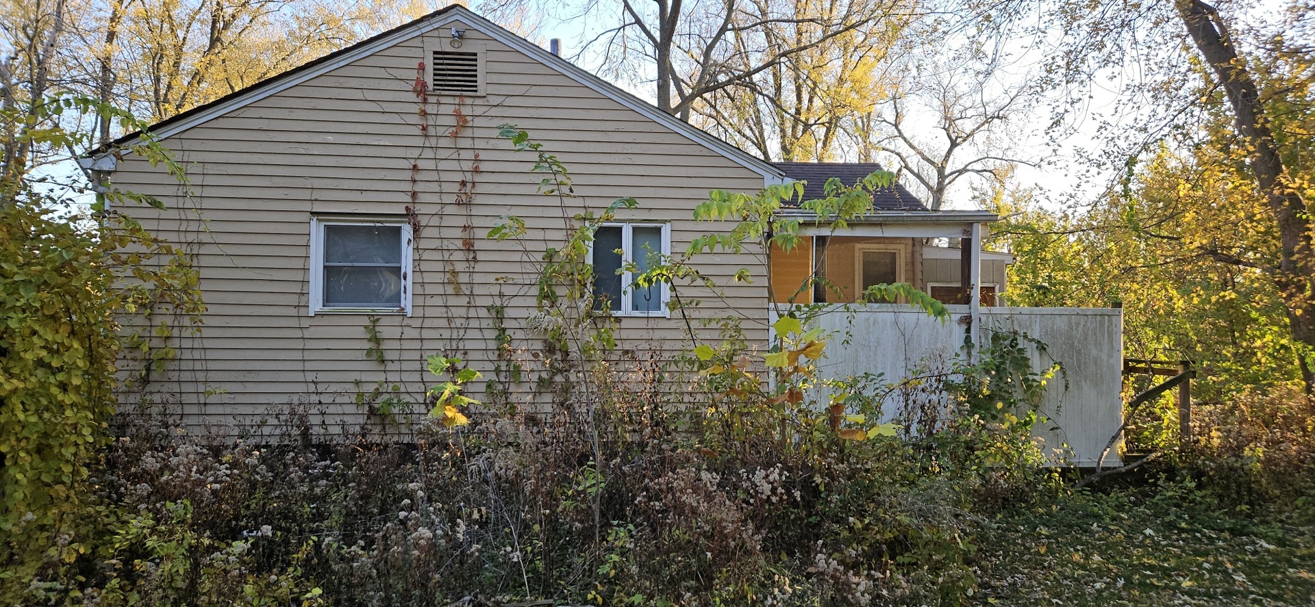 4820 8 Street, Rock Island, IL 61201