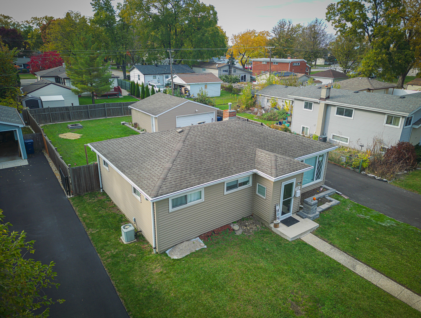 626 N Biermann Avenue, Villa Park, IL 60181