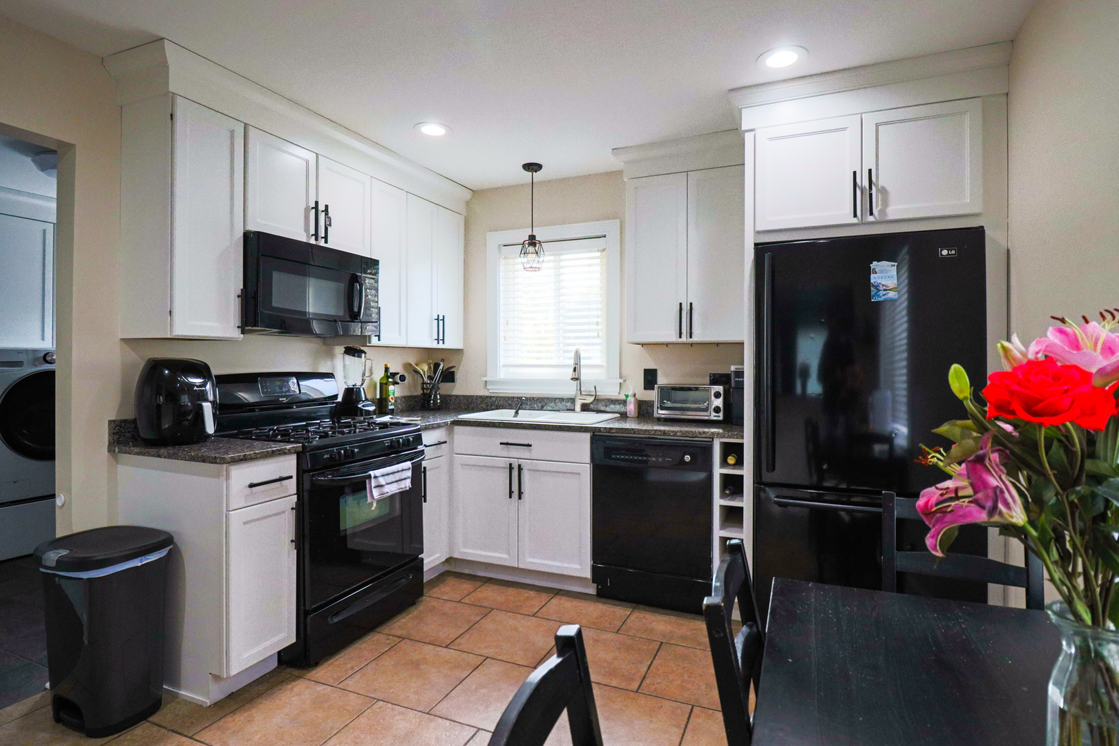 626 N Biermann Avenue, Villa Park, IL 60181