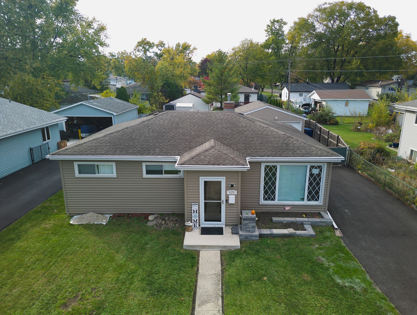 626 N Biermann Avenue, Villa Park, IL 60181