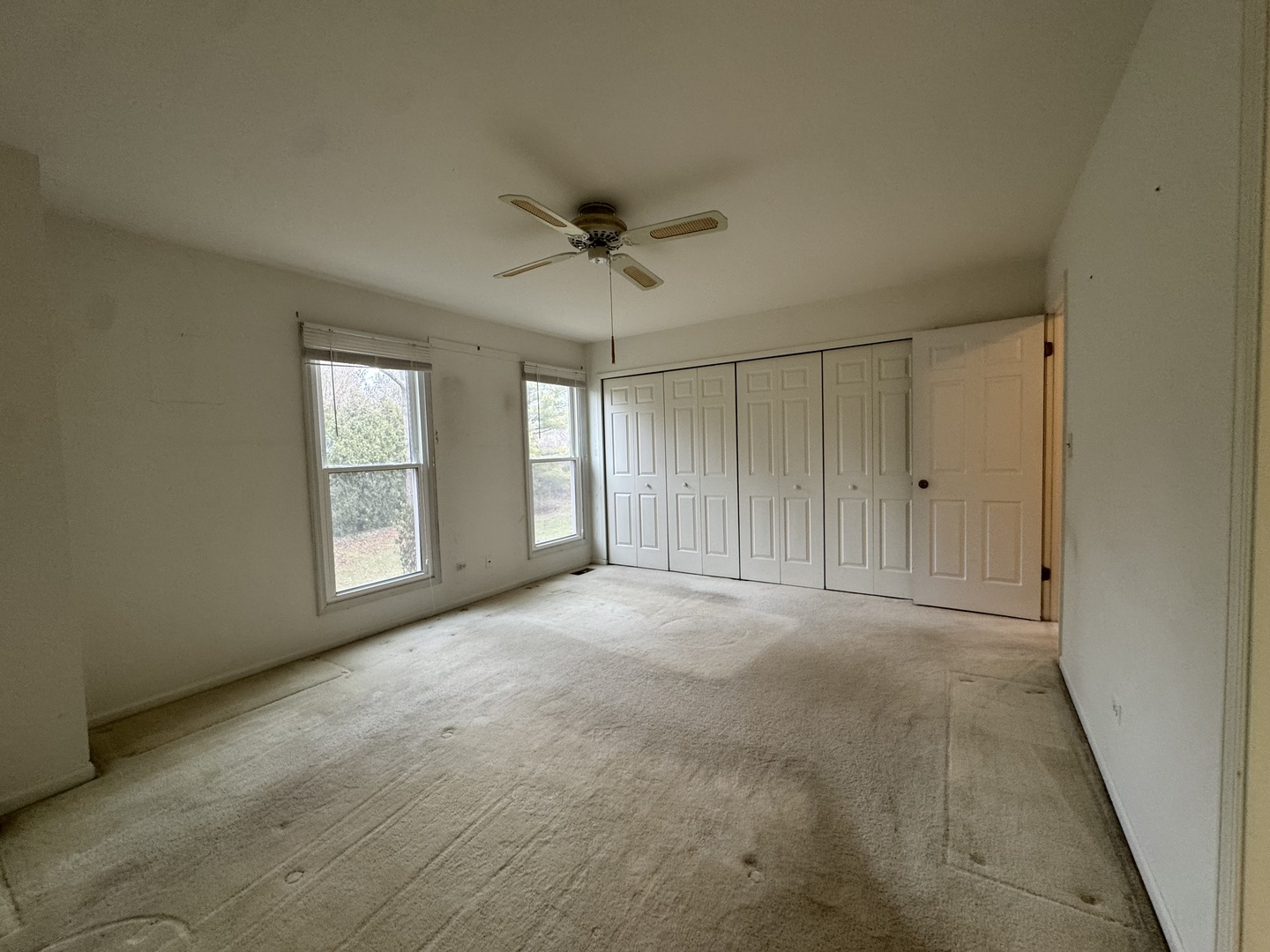 1974 Wexford Circle #123, Wheaton, IL 60189