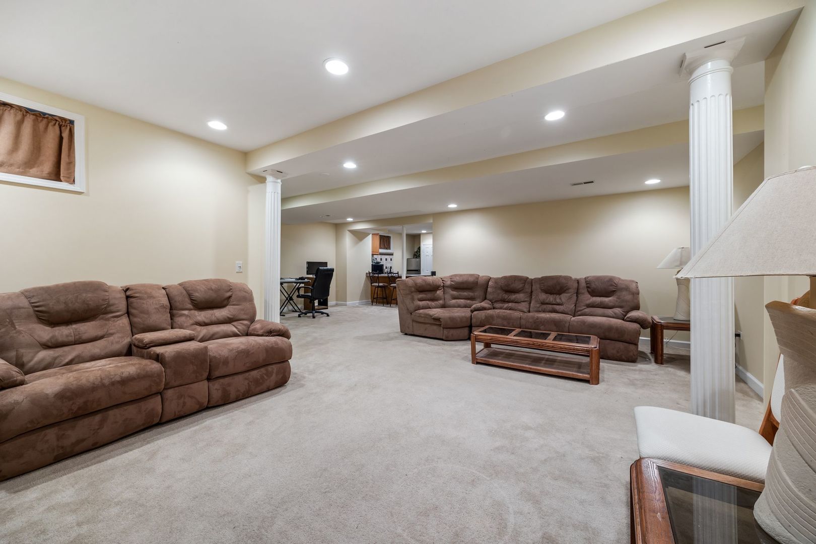 238 Willowwood Drive, Oswego, IL 60543