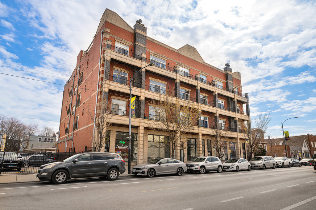 4231 N Kedzie Avenue #4C, Chicago, IL 60618