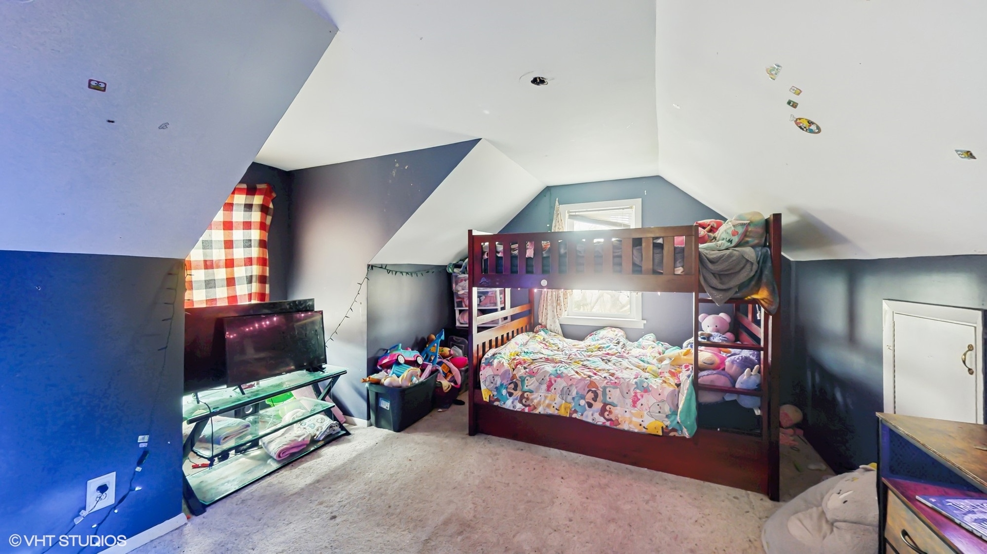 104 Channel Drive, Port Barrington, IL 60010