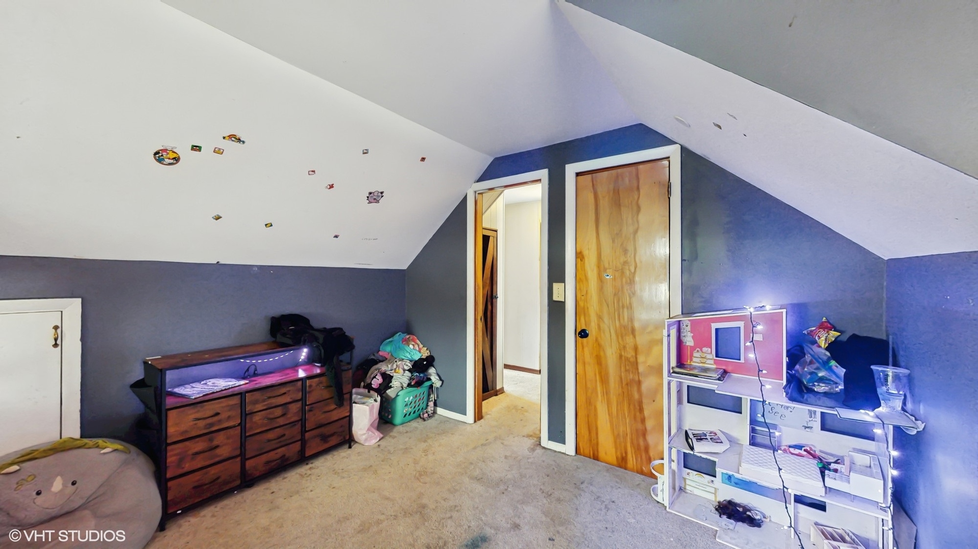 104 Channel Drive, Port Barrington, IL 60010