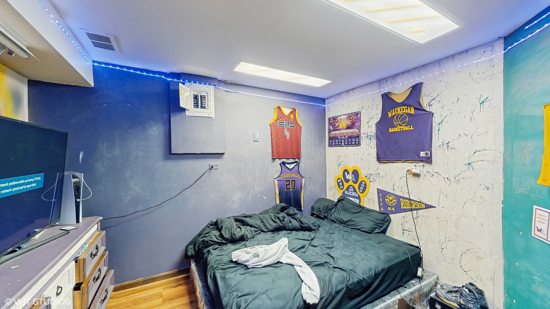 104 Channel Drive, Port Barrington, IL 60010