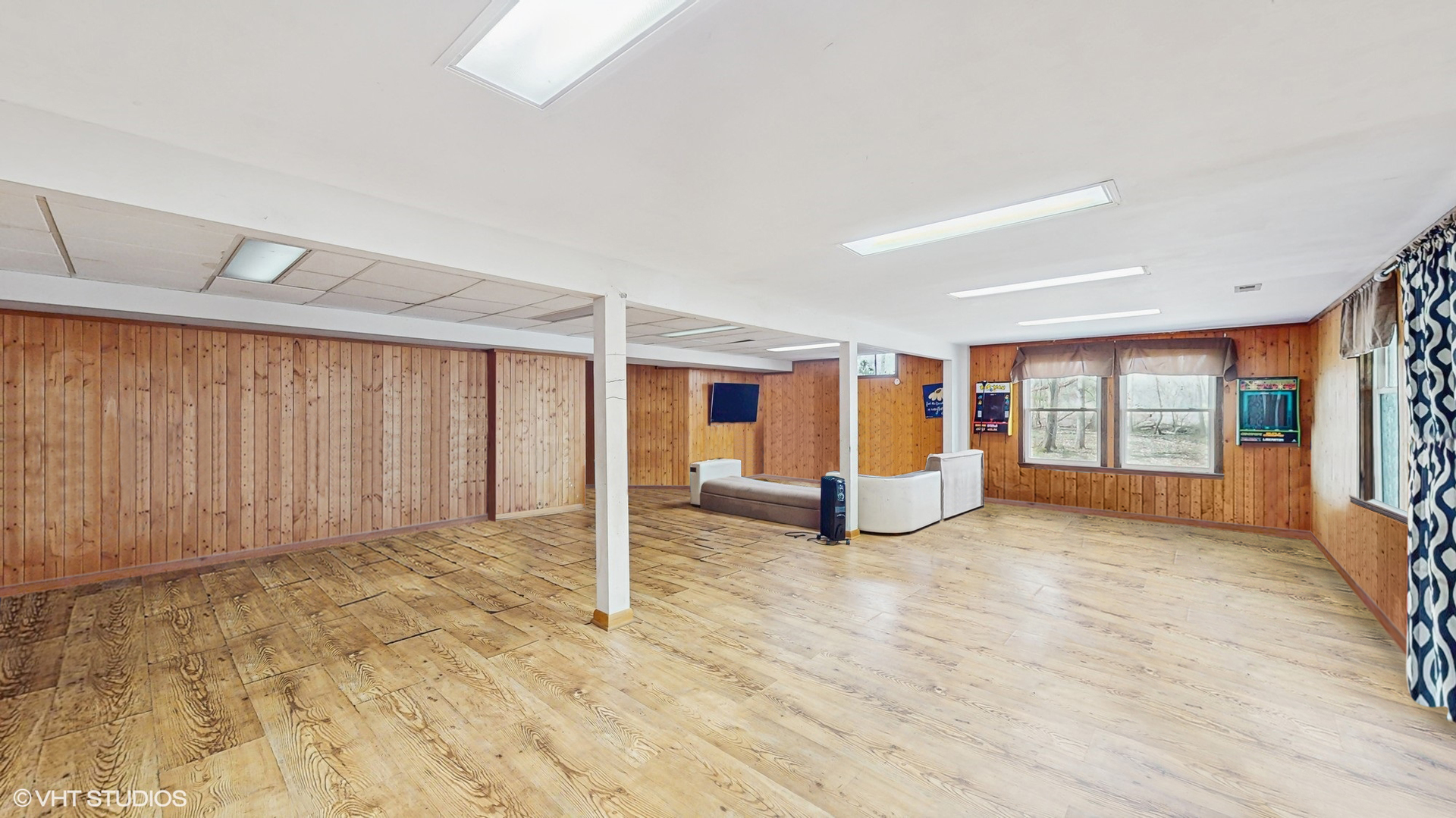 104 Channel Drive, Port Barrington, IL 60010