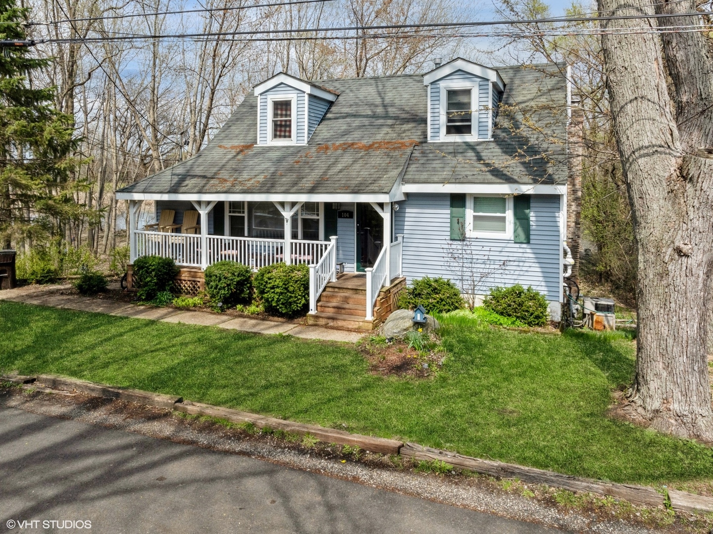 104 Channel Drive, Port Barrington, IL 60010