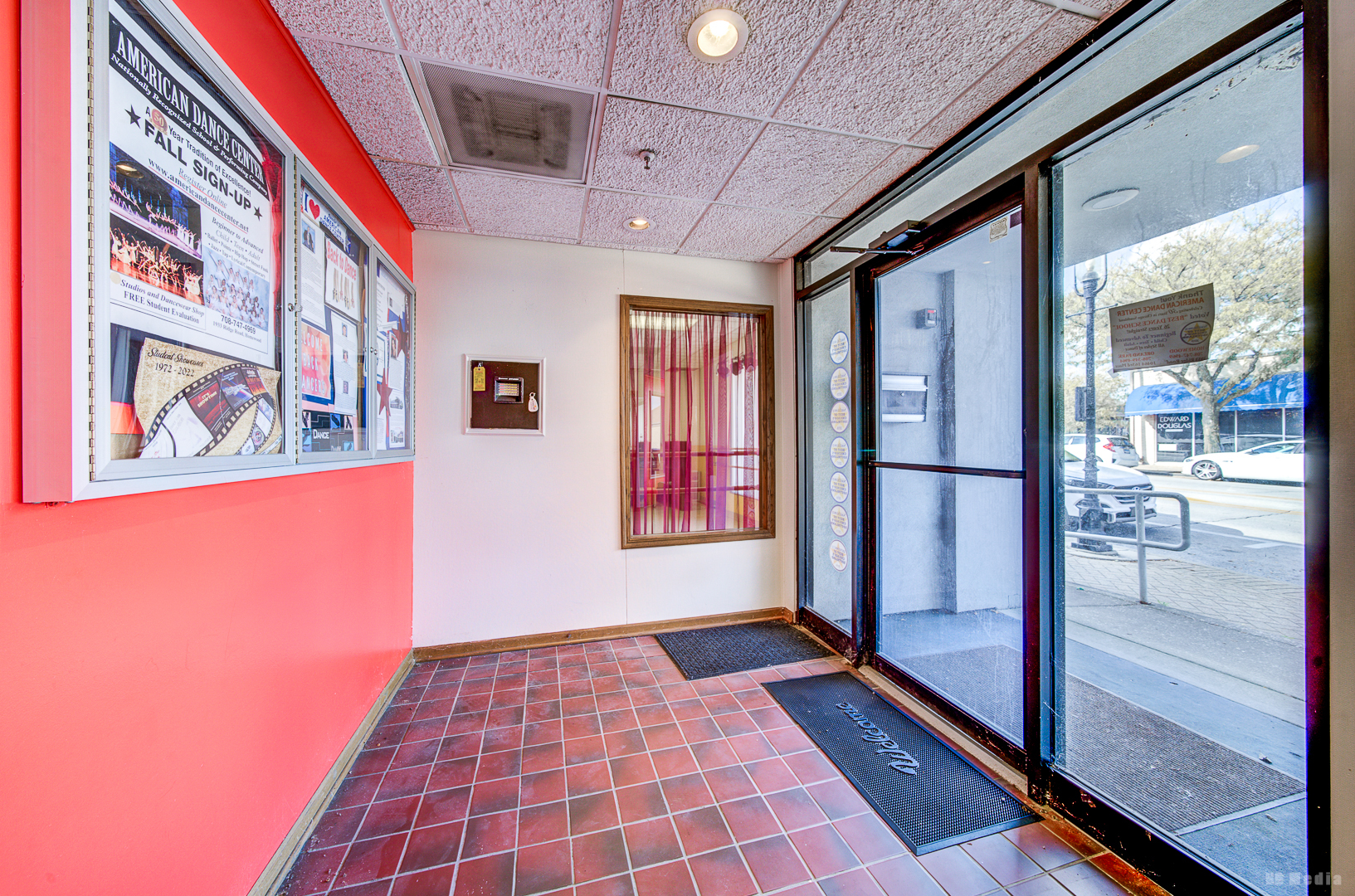 1933 Ridge Road, Homewood, IL 60430