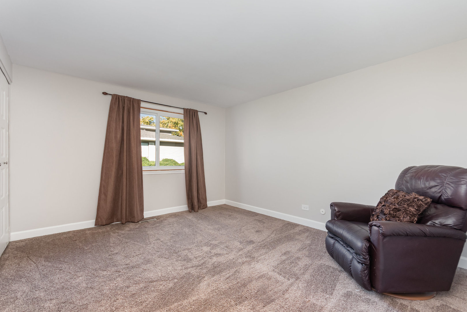 314 Covehill Court #314, Schaumburg, IL 60194