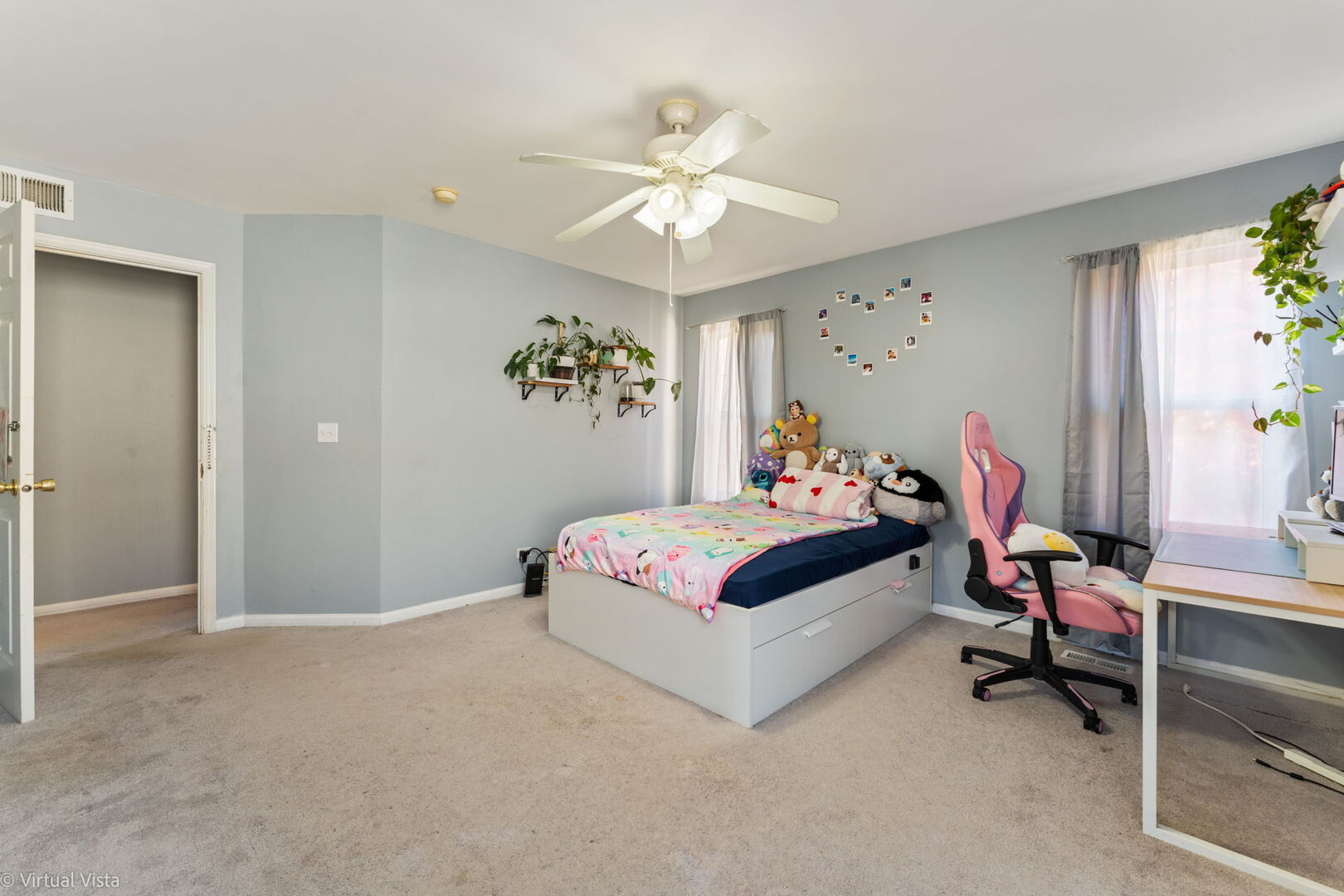 1551 Glacier Trail, Carpentersville, IL 60110