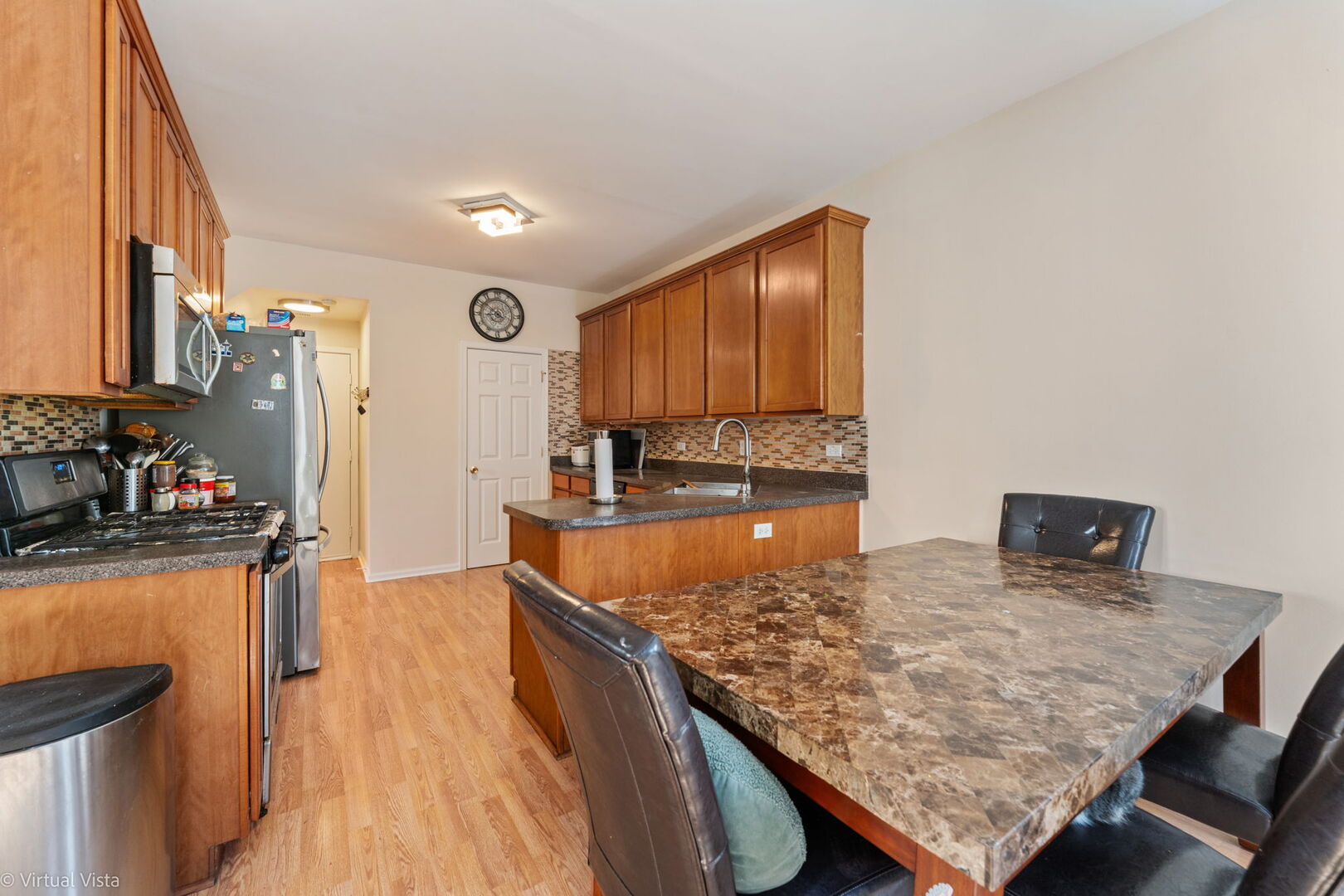 1551 Glacier Trail, Carpentersville, IL 60110