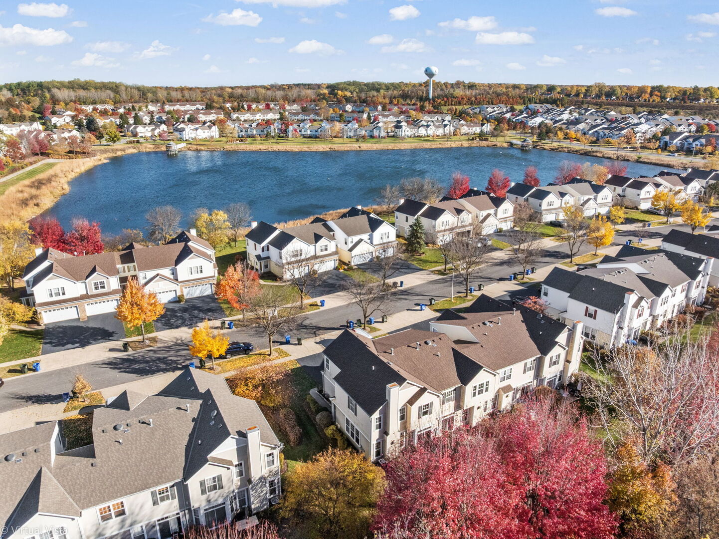 1551 Glacier Trail, Carpentersville, IL 60110