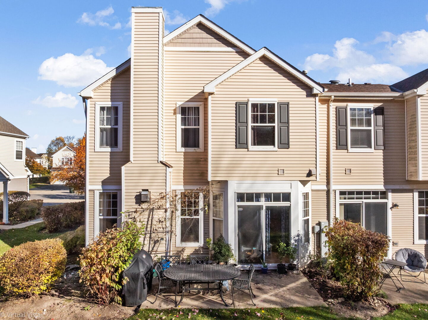 1551 Glacier Trail, Carpentersville, IL 60110