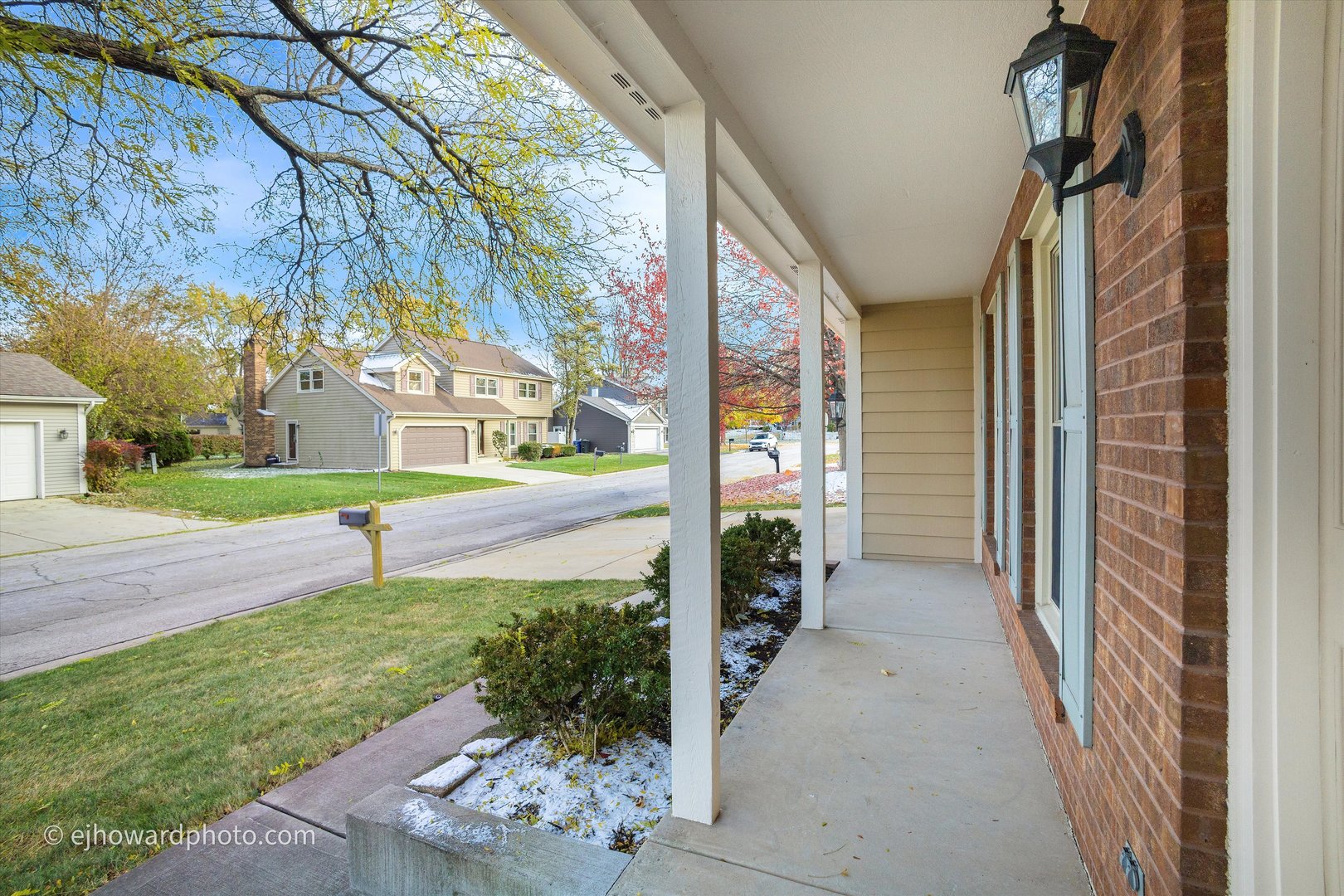 6142 Ivy Drive, Lisle, IL 60532