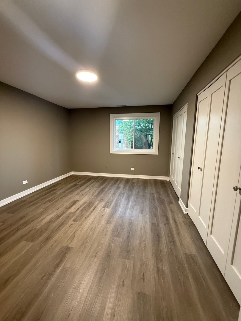 1322 E Ports O Call Drive #1W, Palatine, IL 60074