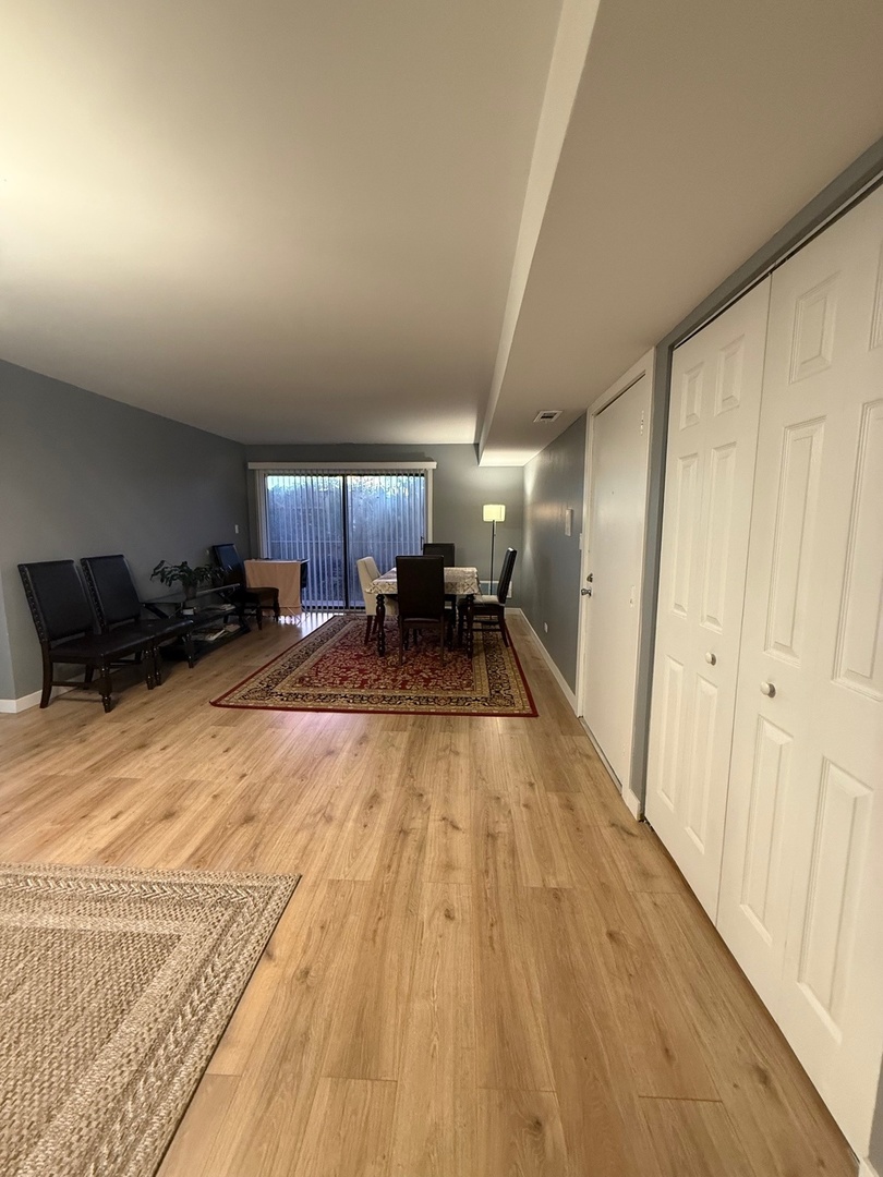 1498 E Ports O' Call Drive #2S, Palatine, IL 60067