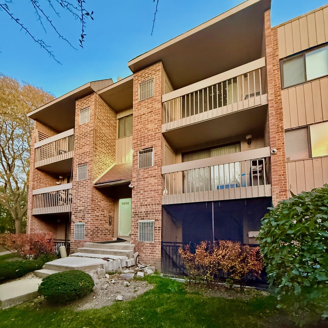 1498 E Ports O' Call Drive #2S, Palatine, IL 60067