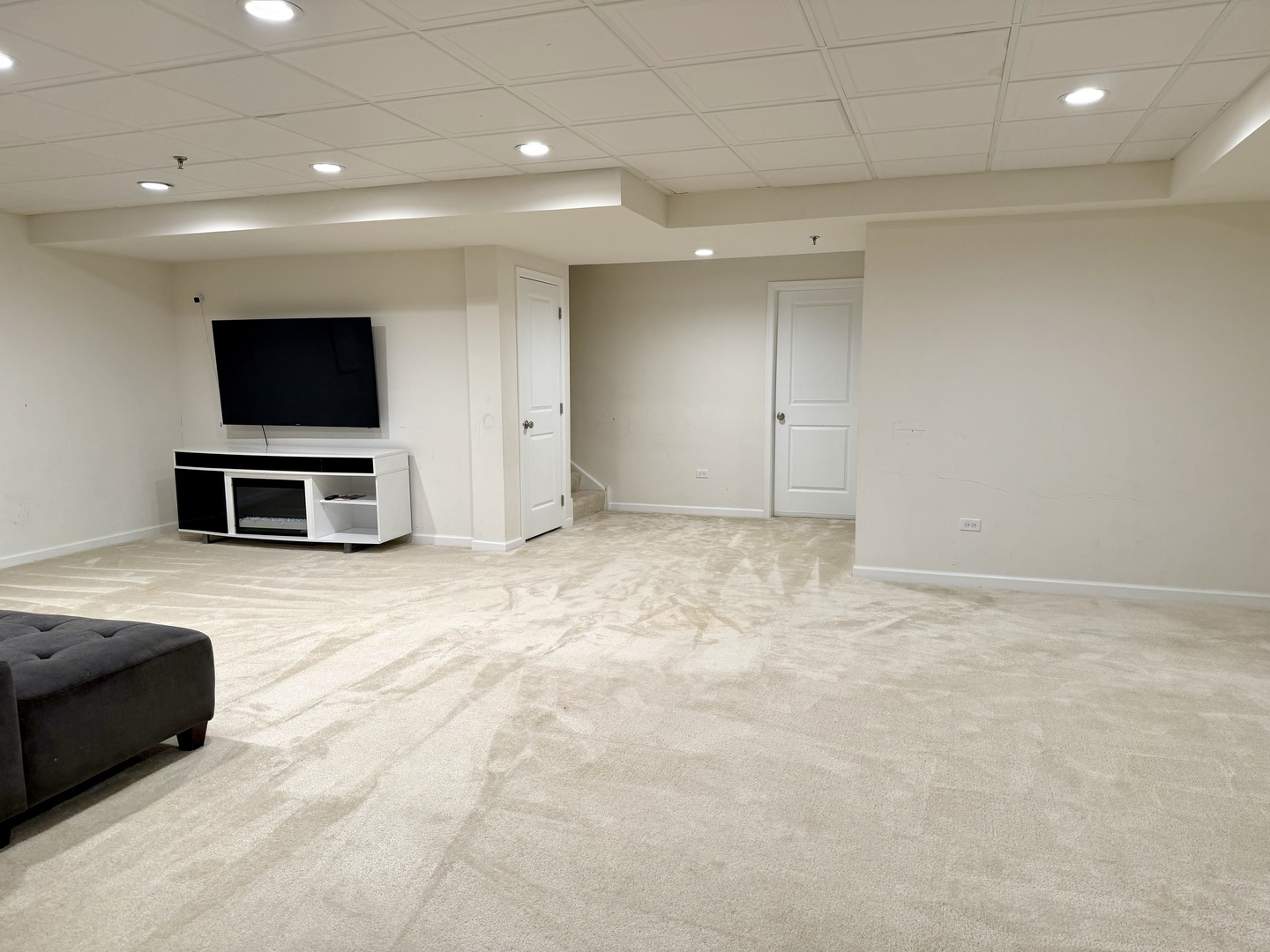 3660 Thornhill Drive, Elgin, IL 60124