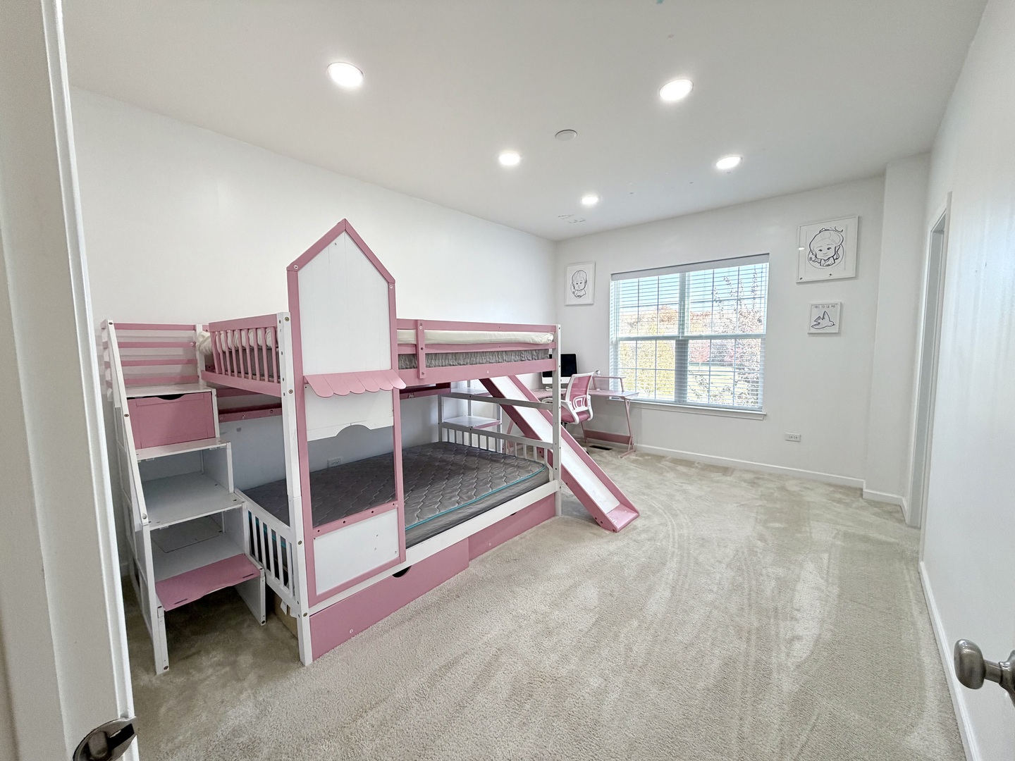 3660 Thornhill Drive, Elgin, IL 60124