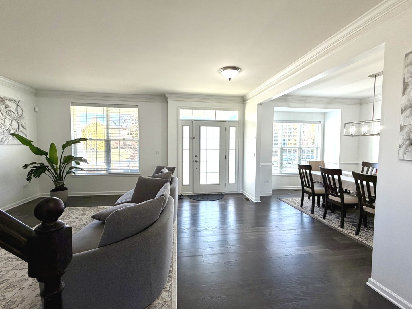 3660 Thornhill Drive, Elgin, IL 60124