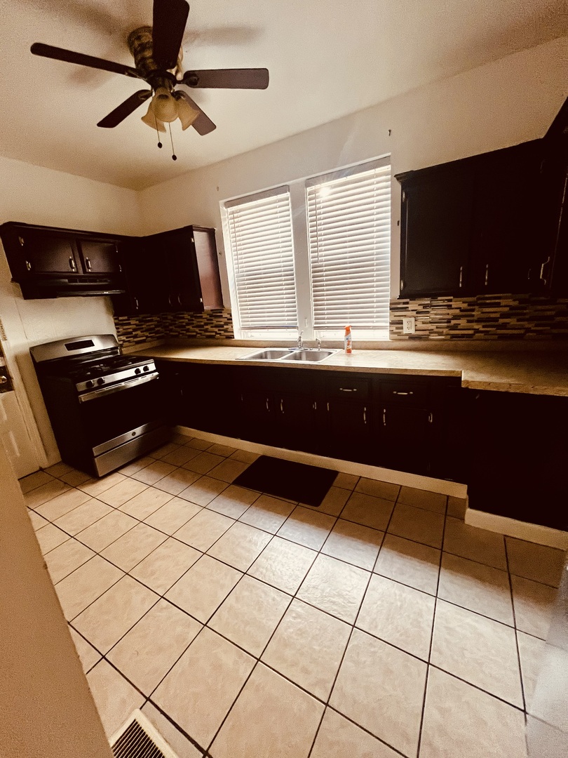 8236 S Sangamon Street #1, Chicago, IL 60620