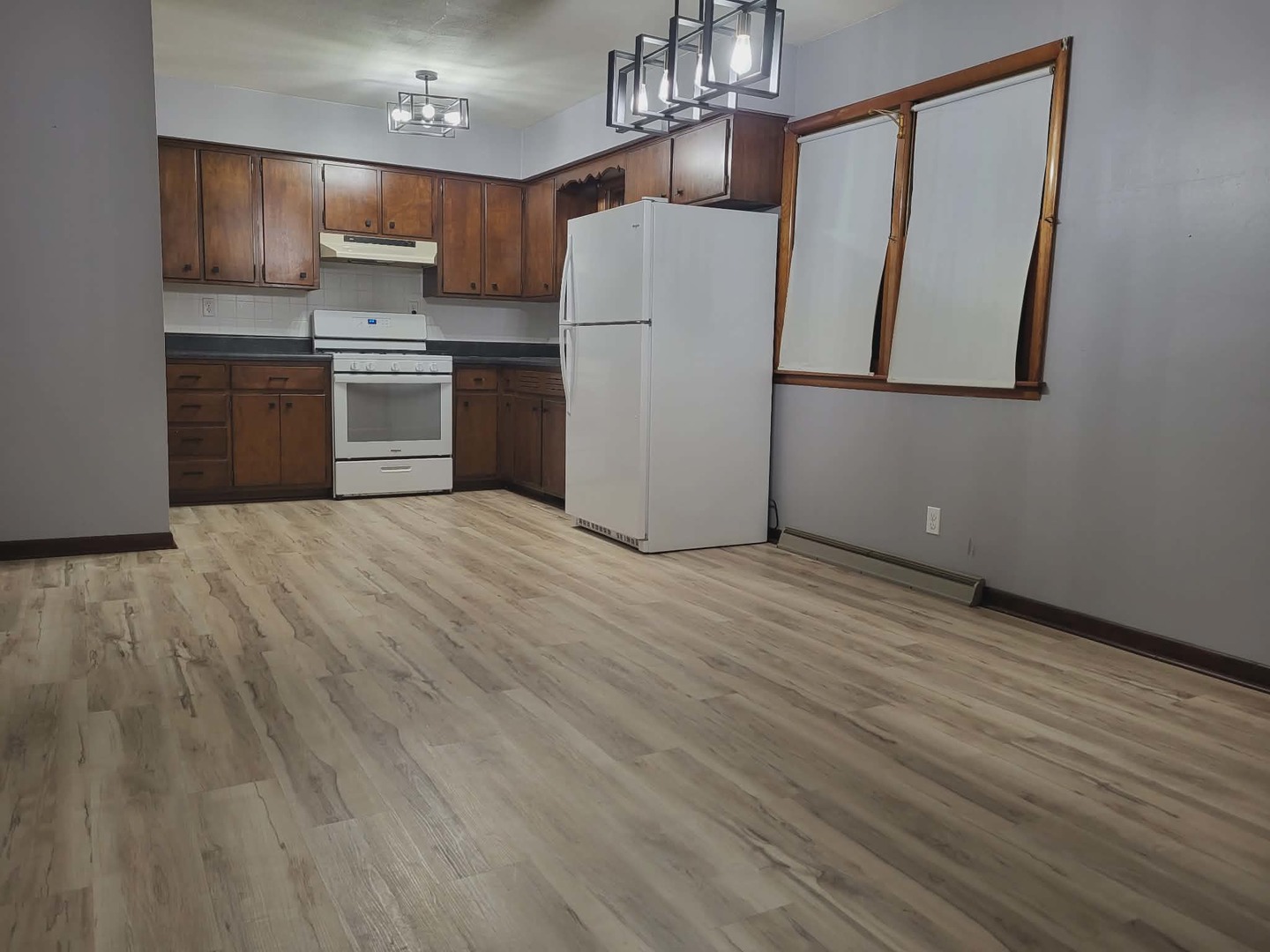 521 N Beech Street, Forrest, IL 61741