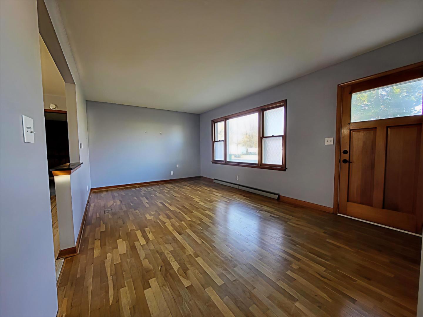 521 N Beech Street, Forrest, IL 61741