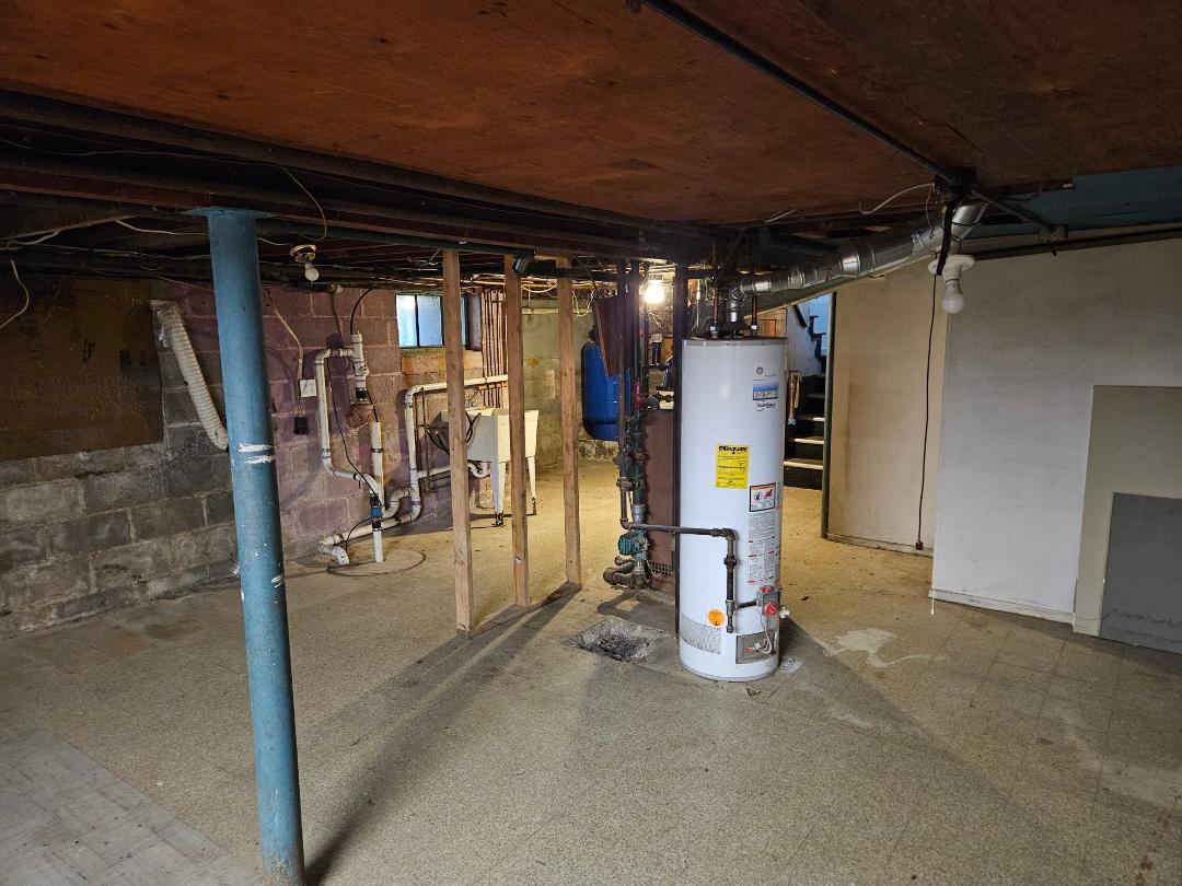 514 Mineral Springs Drive, McHenry, IL 60051