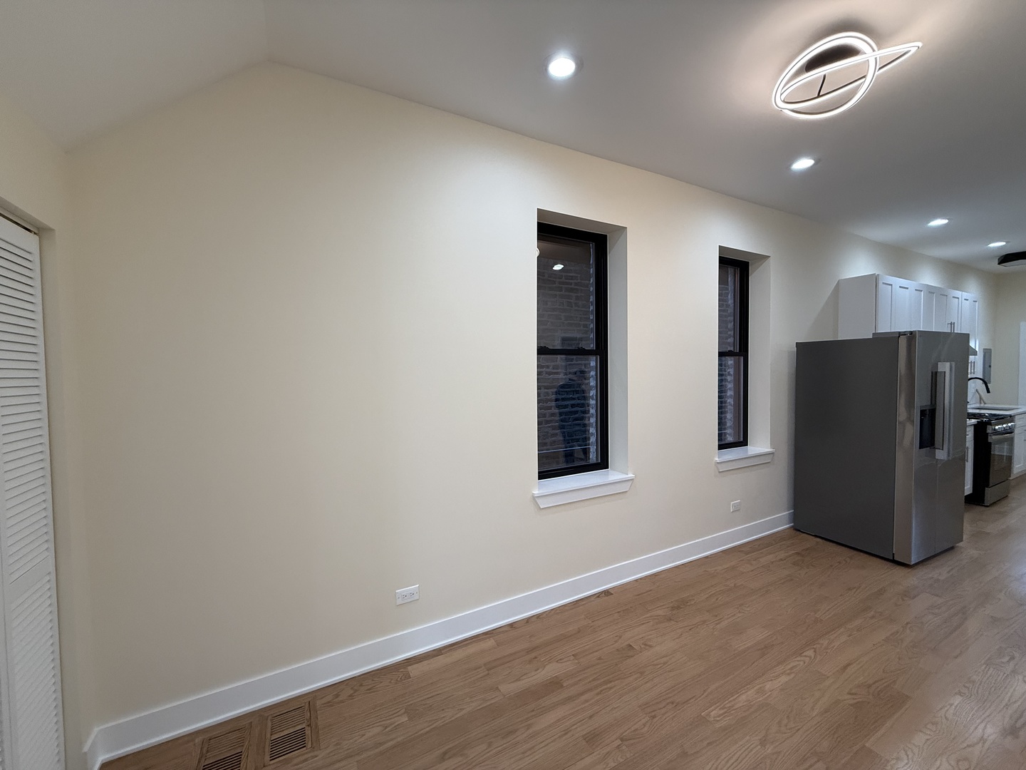 2124 W 18th Place #1, Chicago, IL 60608