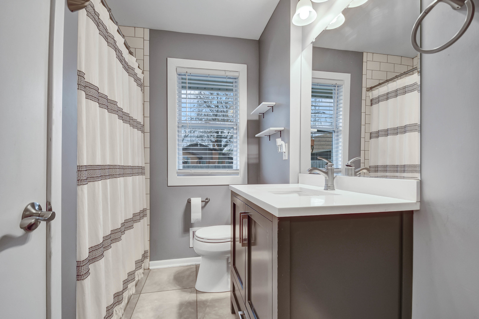 9417 S 76th Court, Hickory Hills, IL 60457