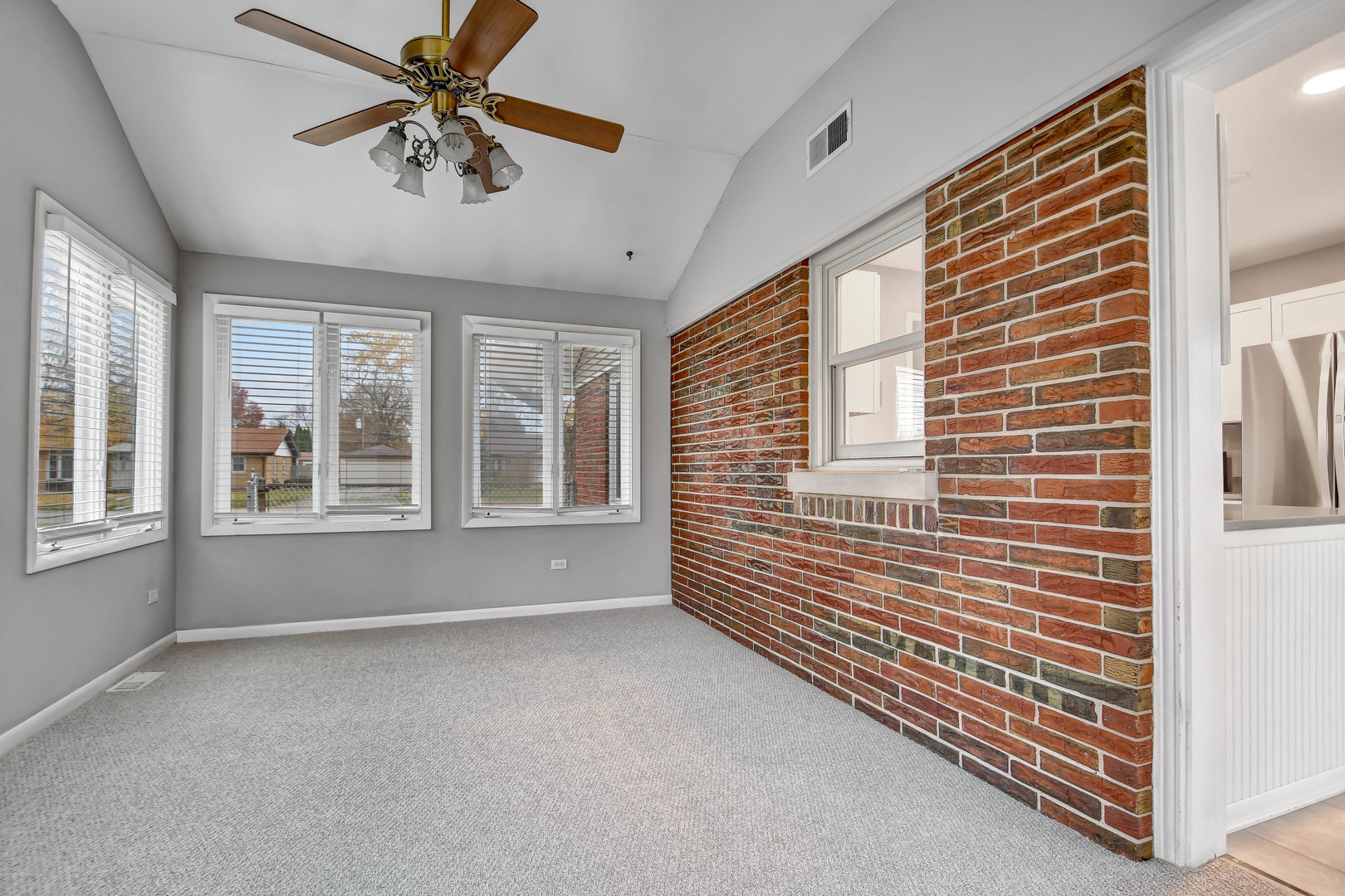 9417 S 76th Court, Hickory Hills, IL 60457