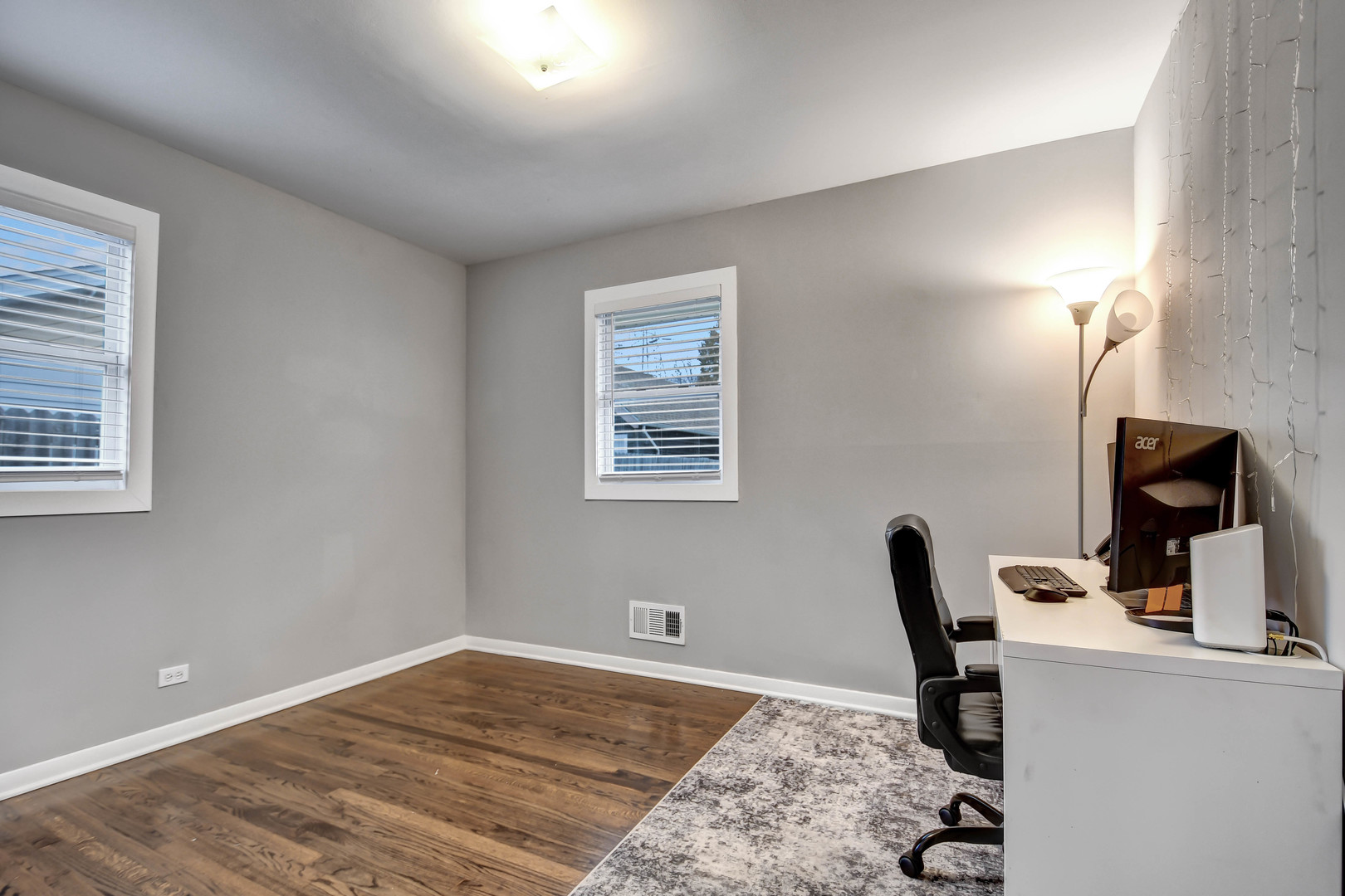 9417 S 76th Court, Hickory Hills, IL 60457