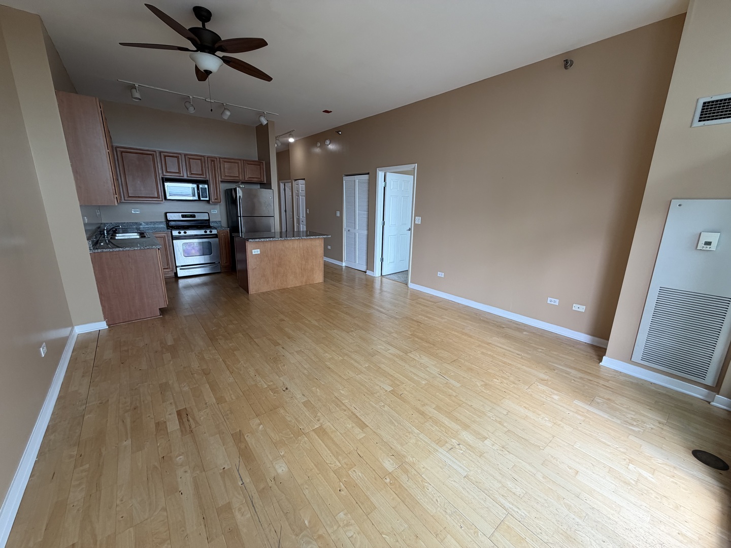 1600 S Indiana Avenue #1407, Chicago, IL 60616