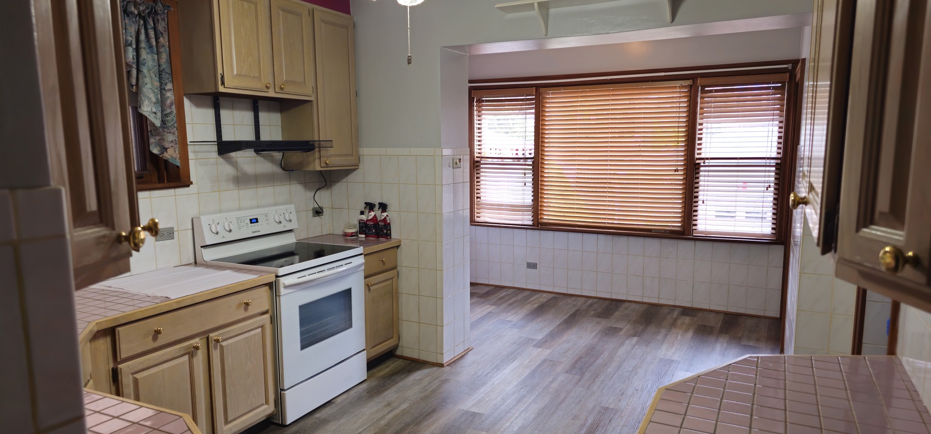 4925 N Kentucky Avenue, Chicago, IL 60630