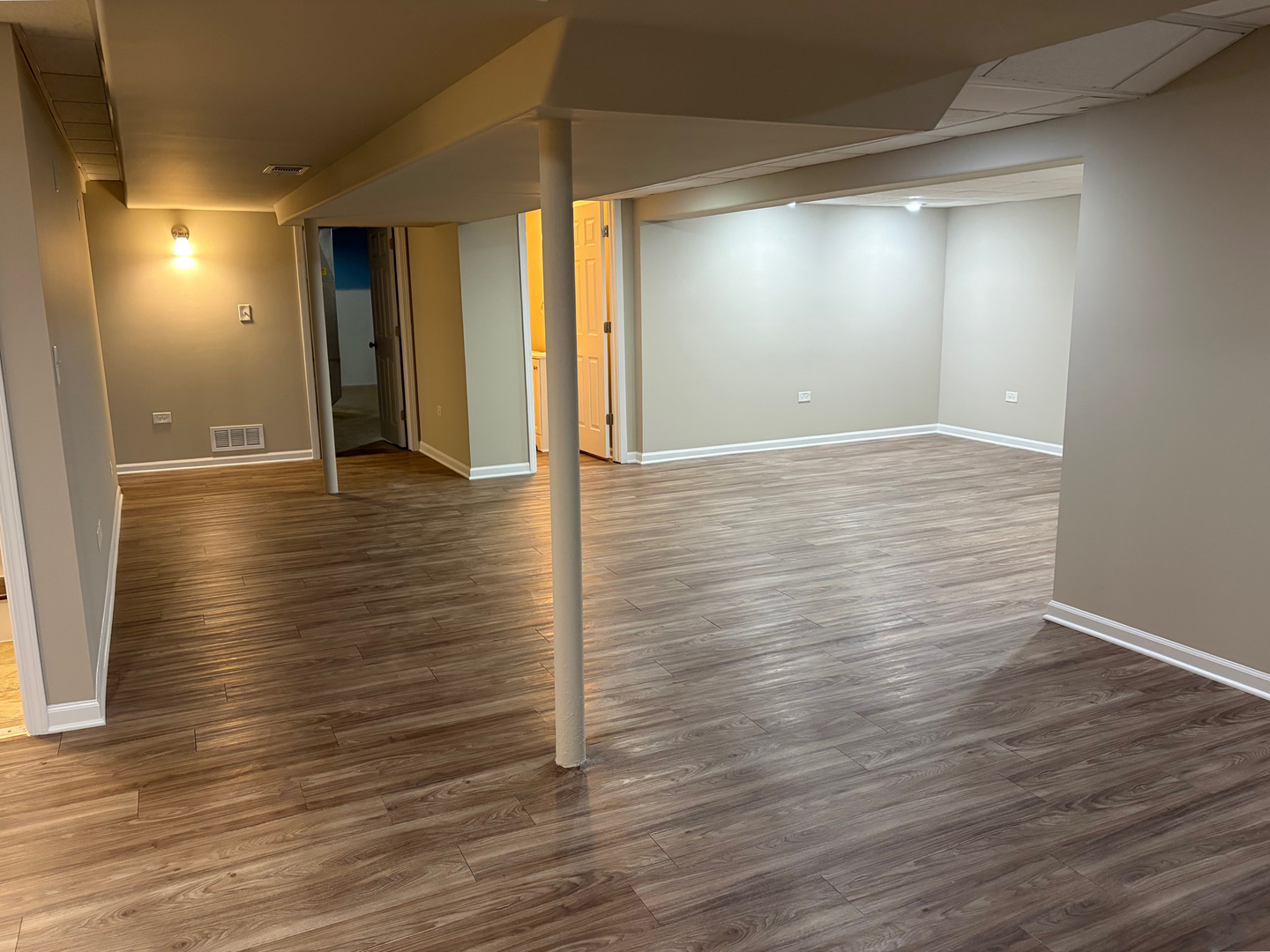 4 Alleghany Court, Bolingbrook, IL 60440