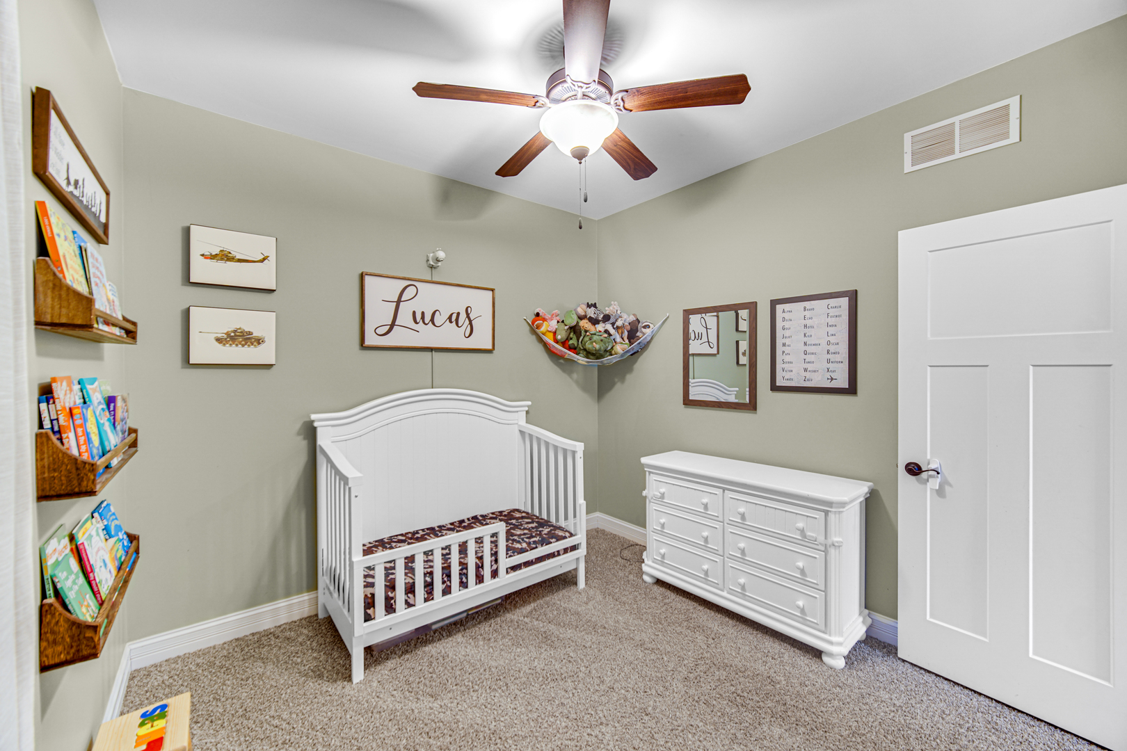 3002 Winter Garden Drive, Valparaiso, IN 46385