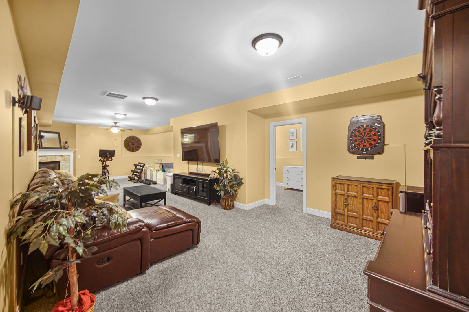 3002 Winter Garden Drive, Valparaiso, IN 46385