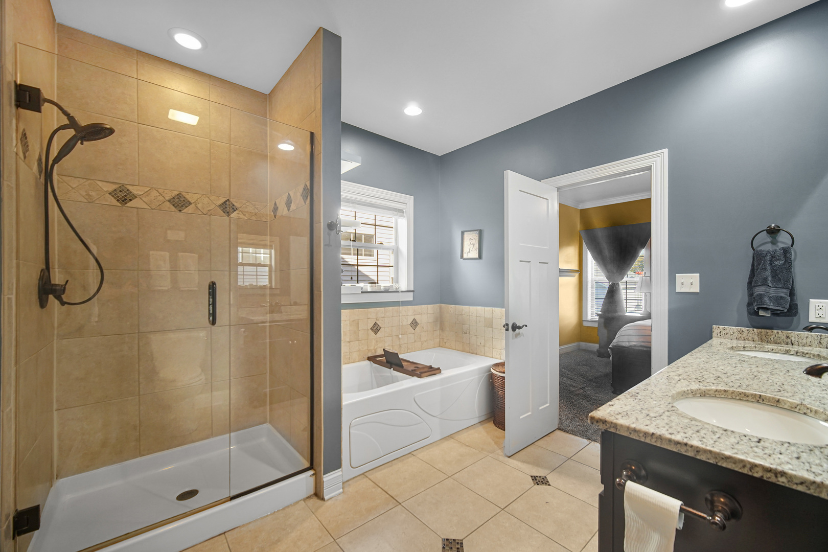 3002 Winter Garden Drive, Valparaiso, IN 46385