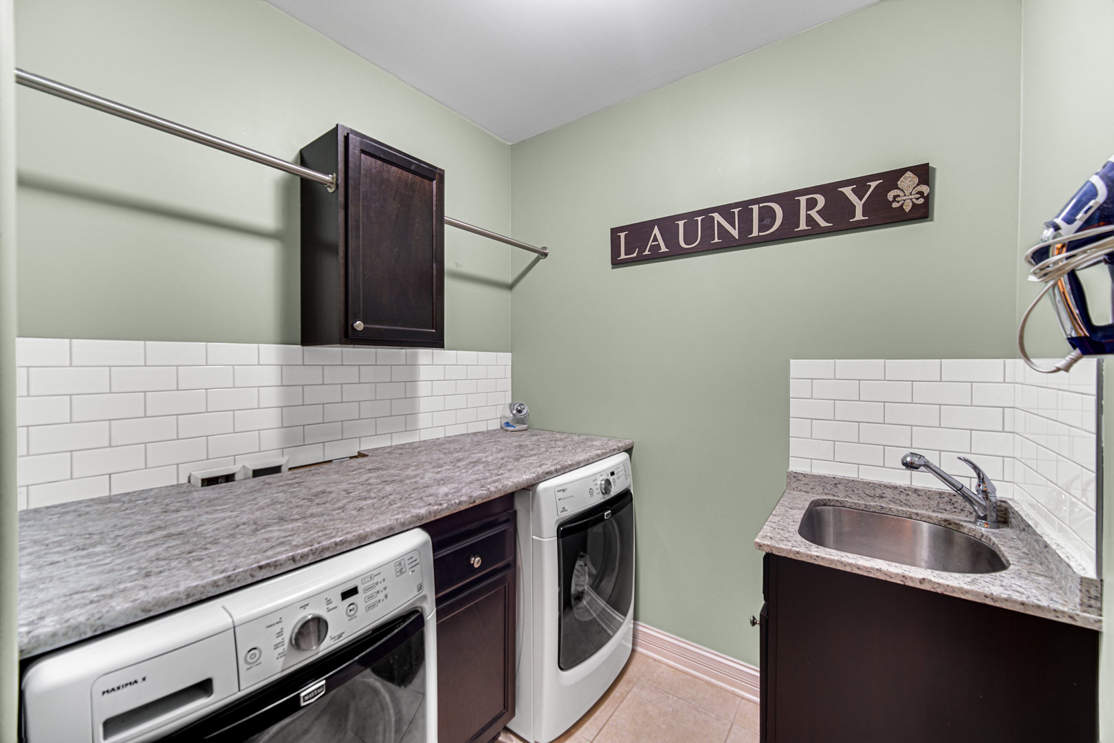 3002 Winter Garden Drive, Valparaiso, IN 46385